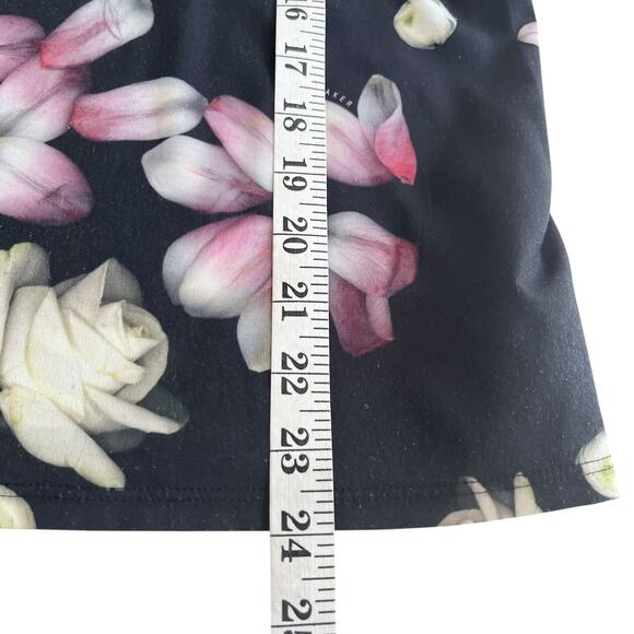 Ted Baker Villeaw Kensington Miraya Black Floral Print Short Sleeve Tee Size 2 - Picture 9 of 9